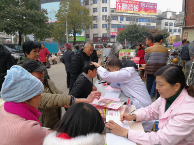 蓝山县开展“把健康带回家”健康咨询服务 暖心守护流动人口健康